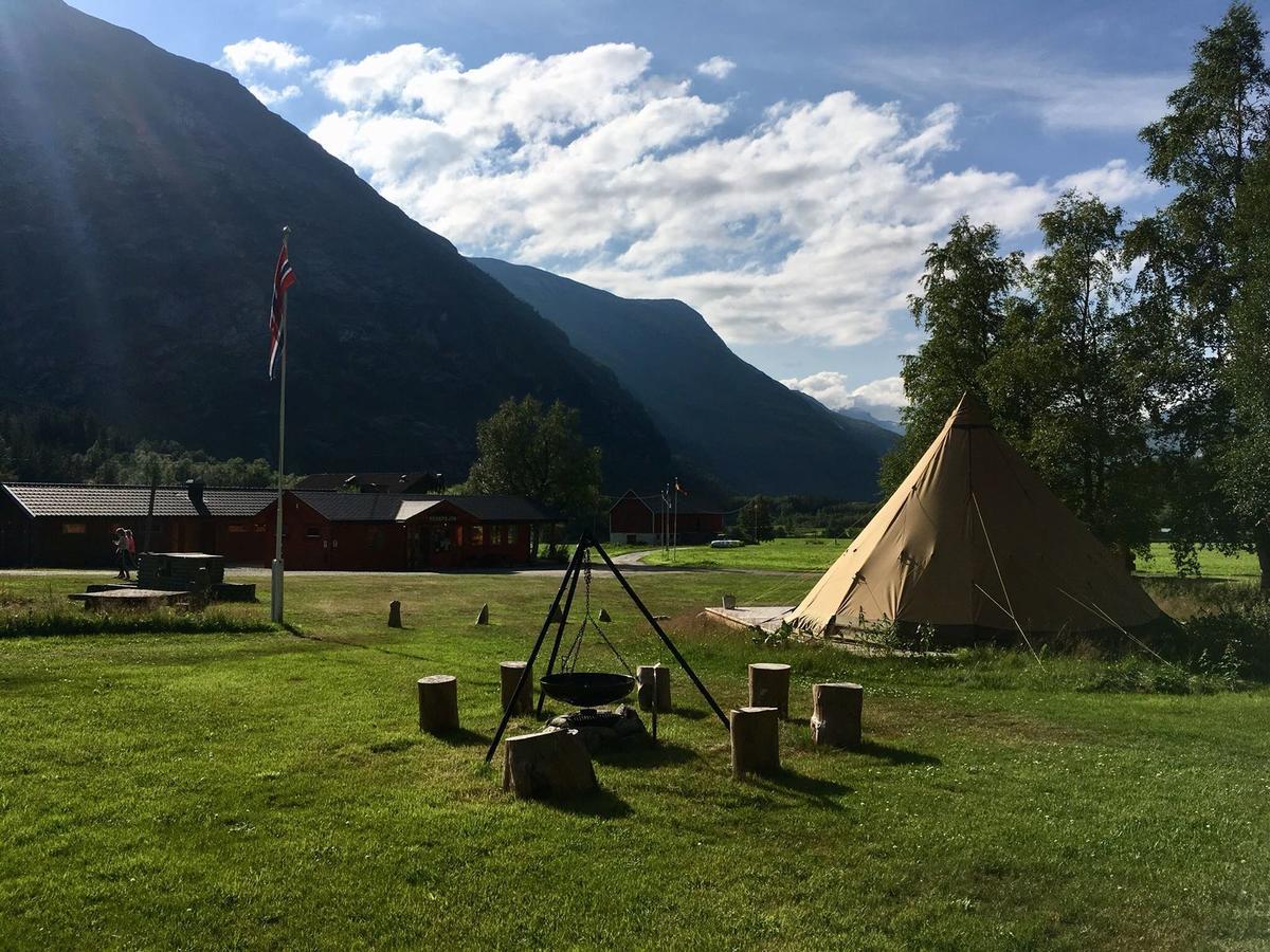 Dalen Gaard Camping Og Hytter Geiranger Zewnętrze zdjęcie