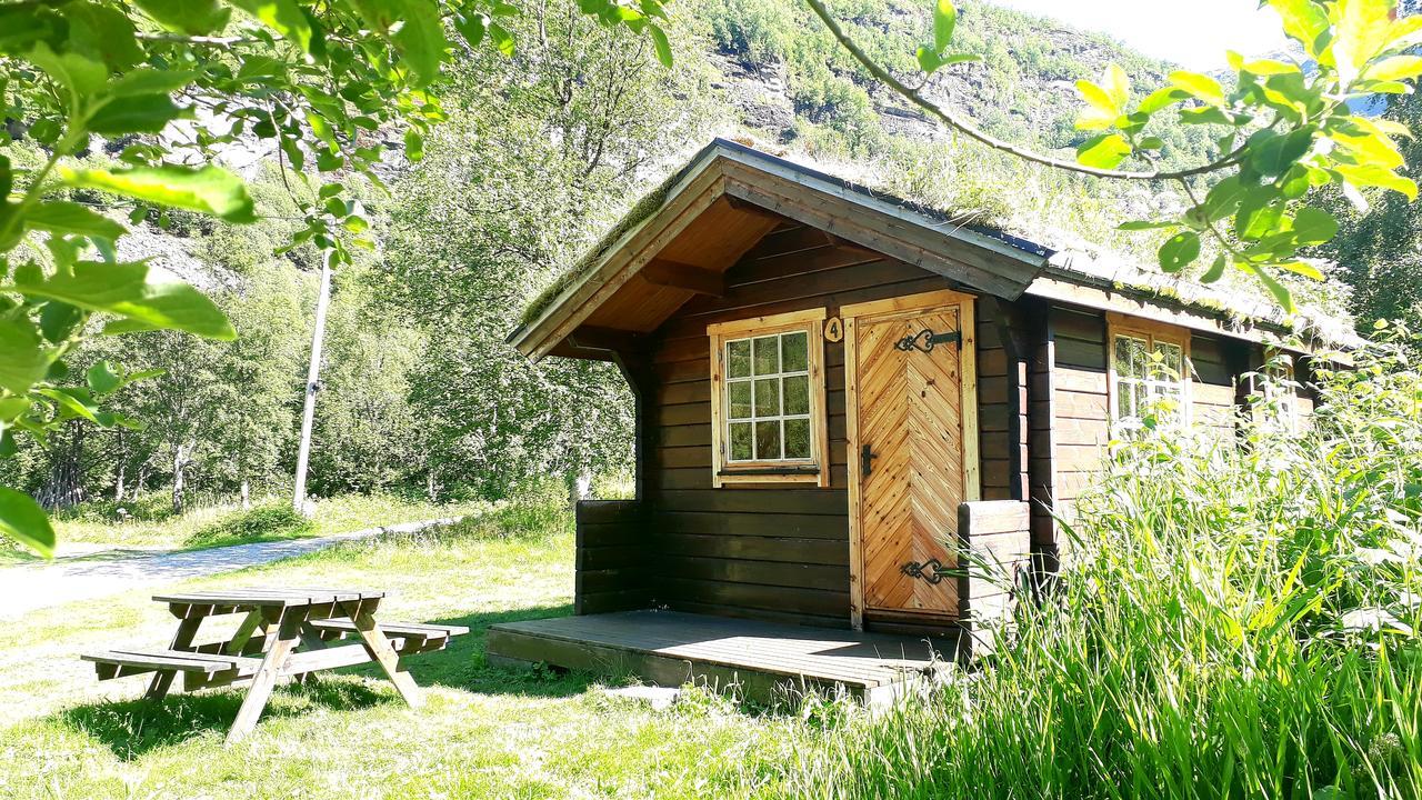 Willa Dalen Gaard Camping Og Hytter Geiranger Zewnętrze zdjęcie